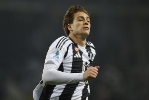 名宿：給伊爾迪茲10號球衣沒(méi)有問(wèn)題，但讓他擔任隊長(cháng)是個(gè)錯誤