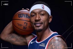 大傷??Shams：快船后衛比爾髖部骨折 將接受手術(shù)&賽季報銷(xiāo)！