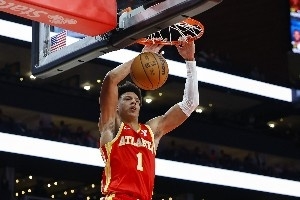 杰倫約今日30分7斷三雙多難？歷史僅7人 上次16年前 神將蓋帽上雙