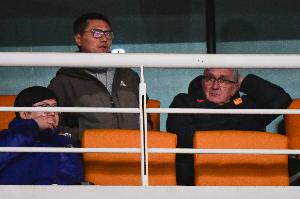 直播吧對談彭偉國：足協(xié)選邵佳一挺大膽，上一任資歷老有什么用？