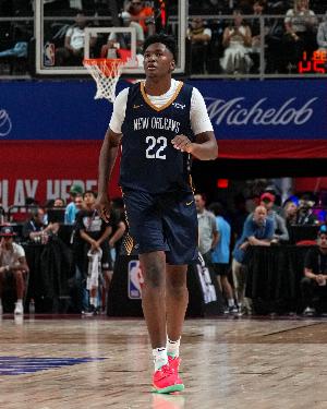 【菜鳥(niǎo)】奎因26分7板 弗拉格16分 理查德不該首發(fā) 桑德斯9分6犯