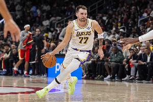 追夢(mèng)：東契奇打得很棒 每個(gè)人都想借這個(gè)機會(huì )把矛頭指向尼科