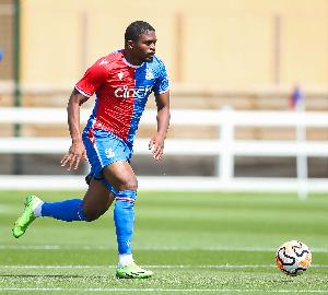 英超球員杜庫雷在內的73名運動(dòng)員聯(lián)名致信歐足聯(lián)，要求禁賽以色列