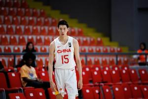 郇斯楠談最需提升地方：一是習慣大學(xué)的對抗 二是完善自我補短板