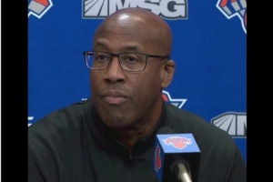 邁克·布朗：主場(chǎng)作戰能汲取能量 我們攻防兩端都打出了正確籃球