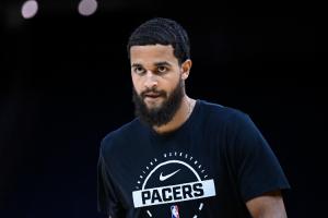 場(chǎng)均5.2分6.8板！步行者官方：與前鋒厄爾簽第二份十天短合同