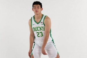 媒體人：只要有一場(chǎng)比賽找到投籃感覺(jué) 林葳的自信心就會(huì )出來(lái)了