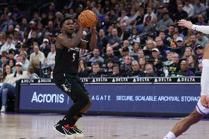 比去年多不少！本賽季華子27.5%進(jìn)攻通過(guò)單打完成 每回合得1.07分