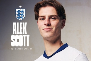 斯科特：六年前甚至不確定能否成職業(yè)球員 每個(gè)人都夢(mèng)想踢世界杯