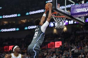 【菜鳥(niǎo)】貝利20分生涯新高 埃奇庫姆11投6分撞墻 杰明16分4板5助