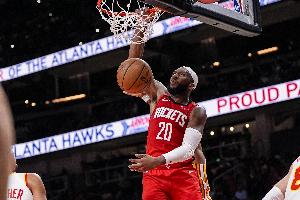 你的表演時(shí)間！奧科吉第3節搶斷&反擊&暴扣&三分 拿9分2板2斷