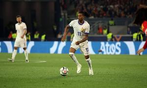 隊報：由于已經(jīng)確保世界杯資格，德尚將讓奧利塞和于帕輪休