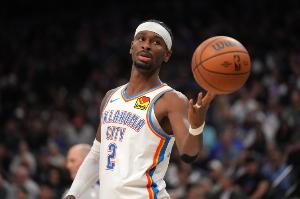 美記：亞歷山大作為后衛場(chǎng)均封蓋進(jìn)聯(lián)盟前列 說(shuō)明他防守更加專(zhuān)注