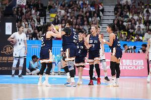 記者：四川女籃一年內兩次開(kāi)翻航母 本場(chǎng)冷門(mén)足以載入全運會(huì )歷史