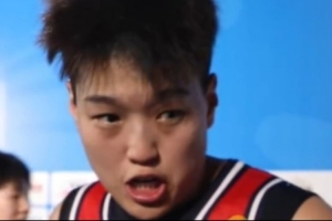 山東三人女籃全運會(huì )奪冠！楊衡瑜：打光了最后一顆子彈 王麗麗牛B