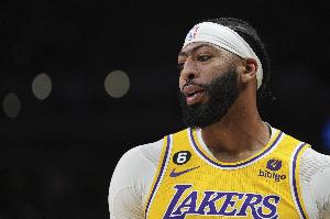 湖人擔憂(yōu)濃眉傷病&體能 也對他安于現狀感到不滿(mǎn)因此動(dòng)了交易念頭