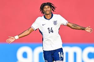 小赫斯基：福登和斯特林是我的偶像 左路是我感覺(jué)最舒服的位置