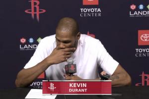 第三節獨得9分2斷！杜蘭特談奧科吉：他帶來(lái)能量讓我們領(lǐng)先20分