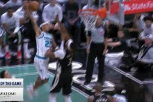 哥們你艾弗森??！特雷-曼恩直殺內線(xiàn)騰空滑翔 炸裂單臂隔扣特納