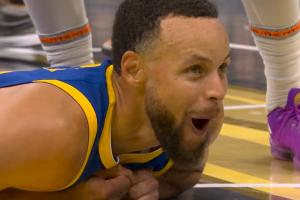 拿到罰球！庫里反擊強攻打中還被犯規獲得加罰 打成2+1