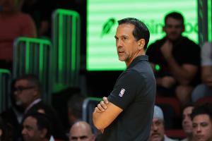 小米切爾：斯波讓我做自己 防守改變局勢放開(kāi)手腳去拼沖擊禁區