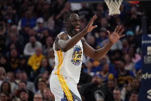 追夢(mèng)：我不怕挨打 誰(shuí)要是打了我 我見(jiàn)你一次跟你打一次 直到打贏(yíng)