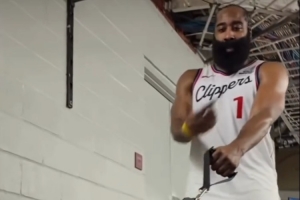 這還加練了？！哈登51分鐘賽后曬訓練視頻：我想永遠走下去！