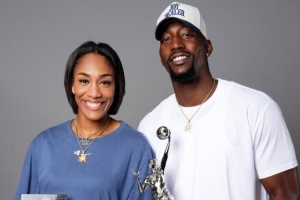 阿賈談和阿德巴約談戀愛(ài)：在我看來(lái)他很完美 他做什么都是對的