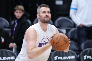 凱文·樂(lè )福：我在爵士很滿(mǎn)意 不排除未來(lái)回騎士結束生涯