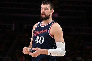 缺你真不行！祖巴茨15中11高效砍27分10板 正負值+25全場(chǎng)最高！