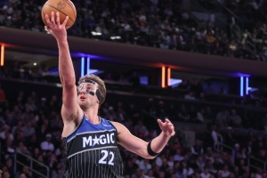 鼻骨骨折！小瓦格納：不知道面具還要戴多久 試著(zhù)適應戴著(zhù)它打球