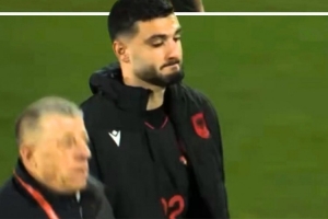 阿爾巴尼亞鎖定附加賽名額，但布羅亞賽后落淚情緒低落+拒絕慶祝