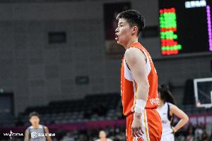 手感冰涼！李緣7中1拿到8分7板7助 4次失誤