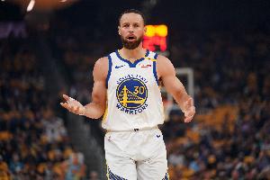 帕金斯：庫里是籃球這項運動(dòng)有史以來(lái)體能最好的運動(dòng)員之一！