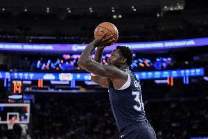 高效全能！蘭德?tīng)?6中9拿到26分11板5助 正負值+20