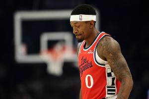 追夢(mèng)：比爾能拿到大合同就配得上 庫里拿1100萬(wàn)時(shí)也沒(méi)人說(shuō)該重簽