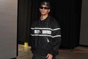 有沒(méi)有艾弗森那種feel！潮流媒體曬特雷·曼恩街頭風(fēng)格入場(chǎng)穿搭！