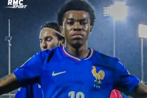 U17世界杯法國球員賽后挑釁對手，引發(fā)大規模沖突+球員家長(cháng)也參與