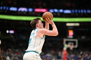 沒(méi)給家鄉父老丟臉！4號秀克尼佩爾得分上30&2025屆新秀第三位