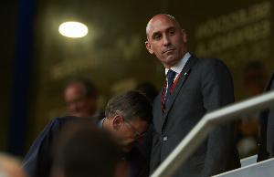 西足協(xié)前主席：我始終光明磊落昂首挺胸，沒(méi)有拿過(guò)任何不該拿的錢(qián)