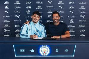 英媒：紐卡再次追求23歲曼城門(mén)將特拉福德，熱刺、西漢姆也在關(guān)注