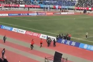 球員飛踹裁判后續！川超回應：公安機關(guān)對涉事人員進(jìn)行調查處理
