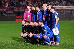 5.5萬(wàn)人夢(mèng)想破滅??法羅群島4勝無(wú)緣世界杯，業(yè)余組隊，羊比人多