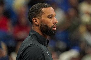 第三節18分！黃蜂主帥：要持續保持良好習慣 體能精神保持好狀態(tài)