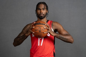 解說(shuō)：伊森本季命中率近50%表現非常好 但即便再省著(zhù)用他還是會(huì )傷