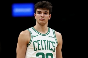 布朗：岡薩雷斯很渴望上場(chǎng)打球  教練要求的事他都會(huì )全力以赴完成