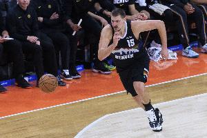 太業(yè)余了！比賽結束3.75小時(shí) 掘金森林狼的官方數據才更新