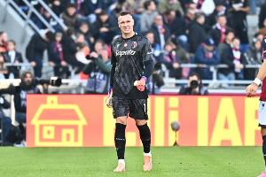 博洛尼亞門(mén)將：守門(mén)員必須會(huì )撲救 每次射正都丟球腳法再好也沒(méi)用