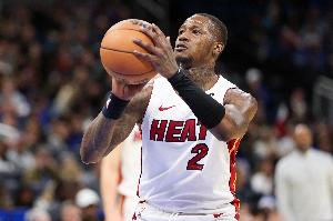 TA：隨著(zhù)博彩丑聞持續發(fā)酵 NBA正著(zhù)手對球員傷病報告進(jìn)行重大改革