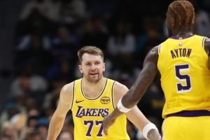 感謝喂餅！艾頓：東里是主要組織者 他們讓我的工作變得很簡(jiǎn)單